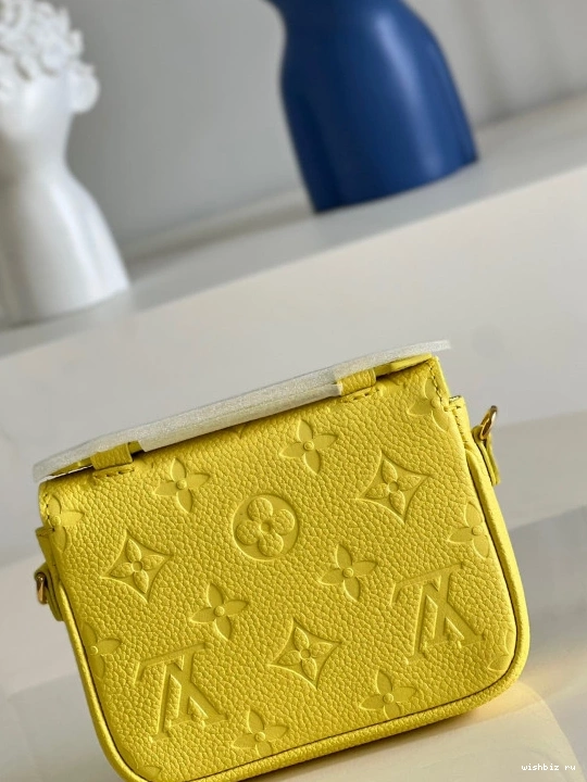 WIS METIS MICRO Louis Vuitton 0724